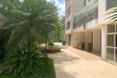 Apartamento à venda com 2 quartos em Parque Reboucas, São Paulo, SP