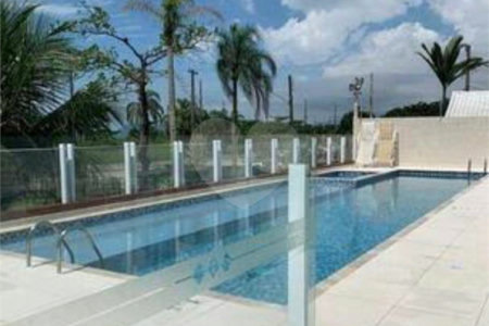 Apartamento à venda com 2 quartos, sendo 1 suíte,  em Indaiá, Bertioga, SP