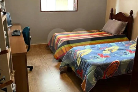 Sobrado à venda com 4 quartos, sendo 1 suíte, em Ipiranga, São Paulo, SP
