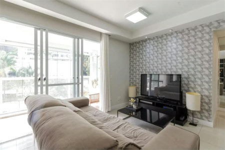 Apartamento à venda com 2 quartos, sendo 1 suíte, em Vila Andrade, São Paulo, SP