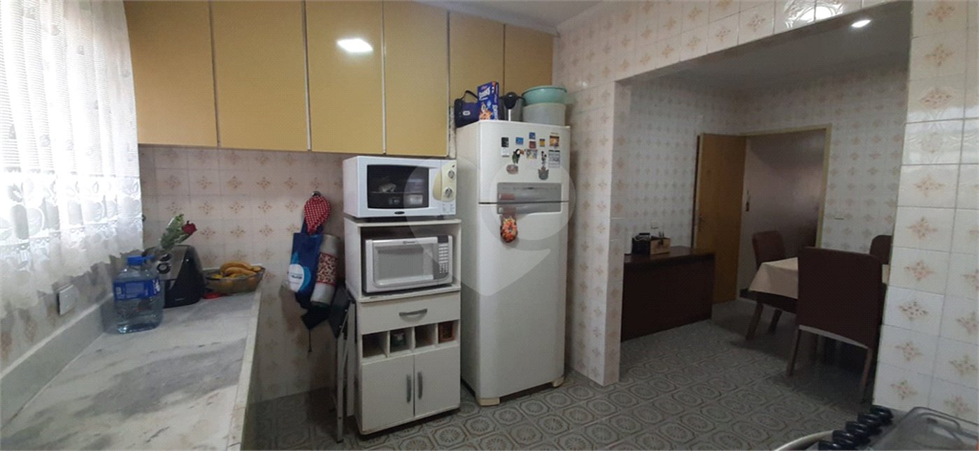 Sobrado à venda com 3 quartos, sendo 1 suíte, em Tremembé, São Paulo, SP