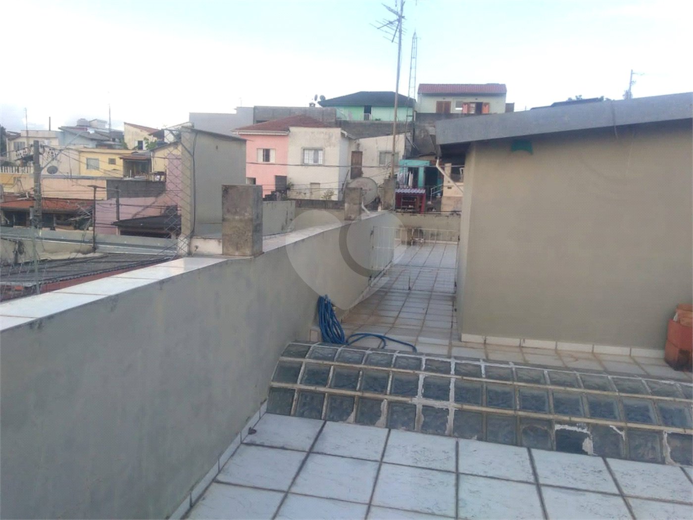 Sobrado à venda com 4 quartos, sendo 1 suíte,  em Jardim Pacaembu, Jundiaí, SP
