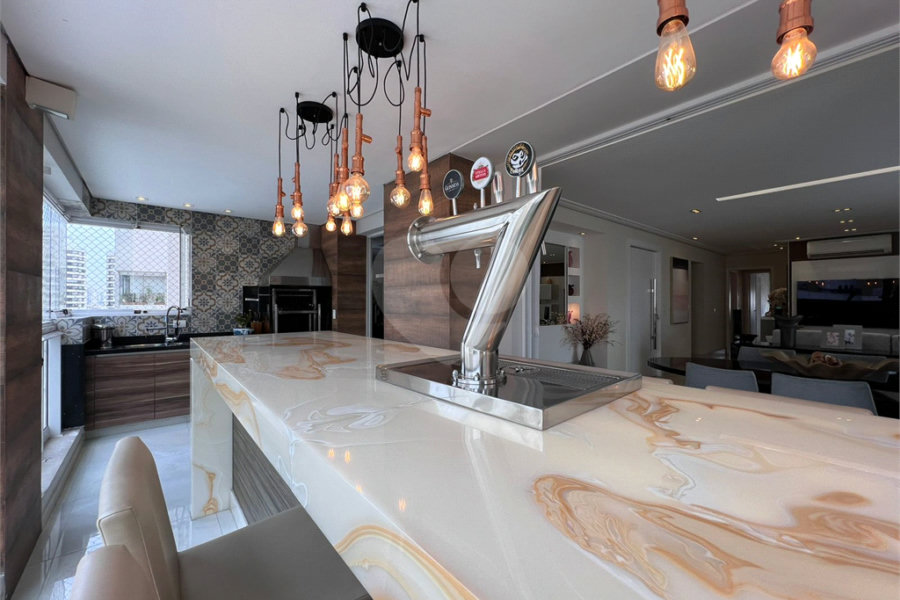 Apartamento à venda com 3 suítes em Santana, São Paulo, SP