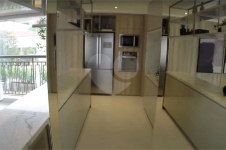 Apartamento à venda com 3 suítes em Jardim Aurélia, São Paulo, SP