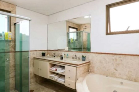 Apartamento à venda com 4 suítes em Santana, São Paulo, SP