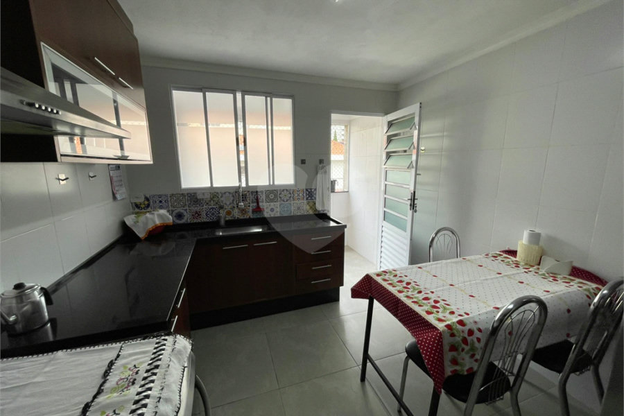 Apartamento na Água Fria – 2 Dormitórios, Cozinha Planejada e Excelente Localização