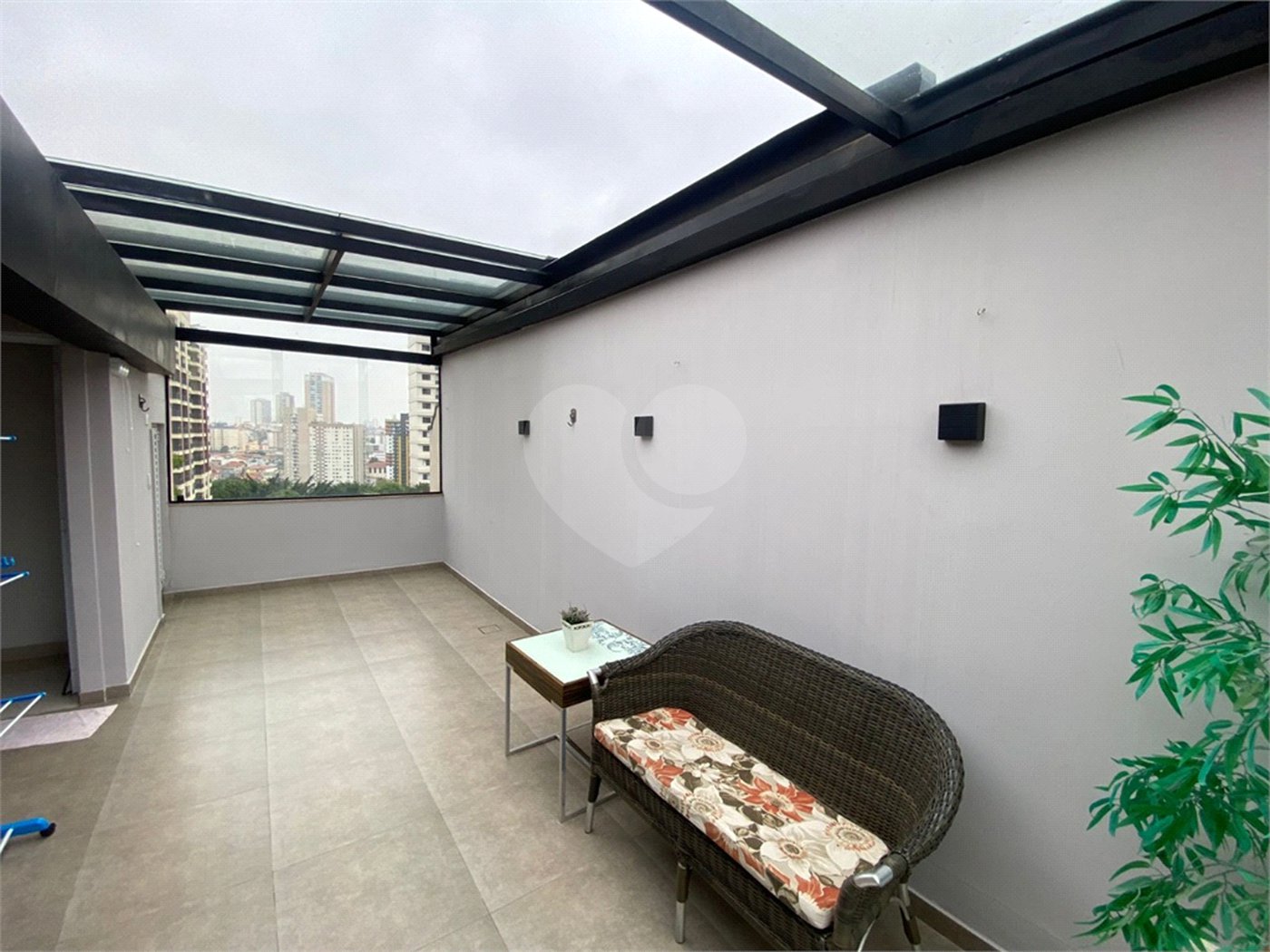 Casa à venda com 3 suítes no condomínio Belle Villle, São Paulo - SP