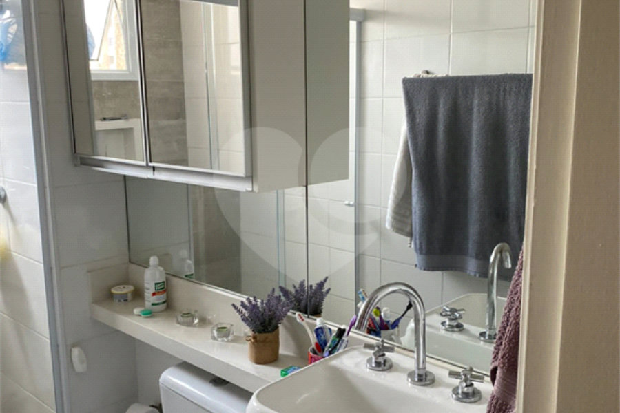 Apartamento à venda com 2 quartos, sendo 1 suíte, em Jardim Flor da Montanha, Guarulhos, SP
