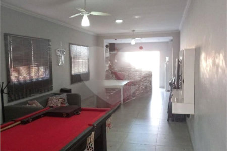 Casa à venda com 3 quartos, sendo 1 suíte, em Vila Assis, Sorocaba, SP