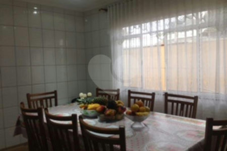 Sobrado à venda com 3 quartos, sendo 1 suíte, em Jardim Monte Kemel, São Paulo, SP