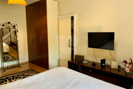 Sobrado à venda com 3 quartos, sendo 1 suíte, em Jardim Marajoara, São Paulo, SP