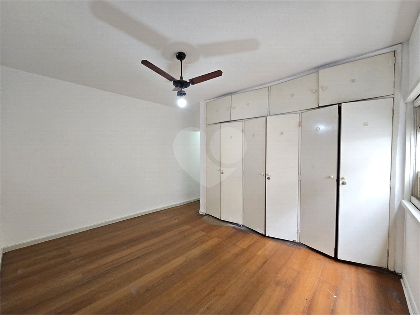Apartamento para alugar com 3 quartos, sendo 1 suíte,  em Paraíso, São Paulo, SP