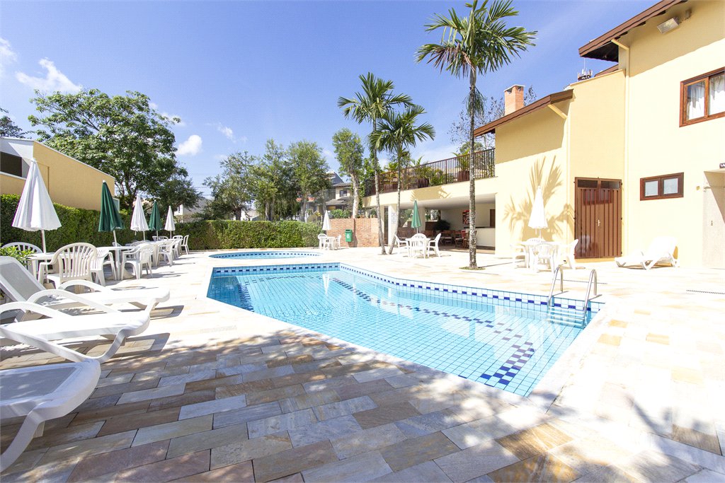 Casa à venda com 3 quartos, sendo 1 suíte, no condomínio Residencial Grape Village, Vinhedo - SP
