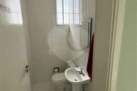 Casa à venda com 2 quartos, sendo 1 suíte,  em Vila Mariana, São Paulo, SP