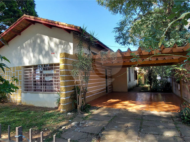 Casa Térrea à venda com 3 quartos em Campo Grande, São Paulo, SP