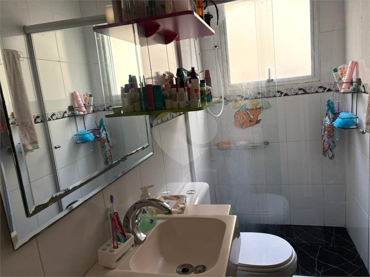 Casa à venda com 3 quartos, sendo 1 suíte, no condomínio Villagio Vicino, São Paulo - SP