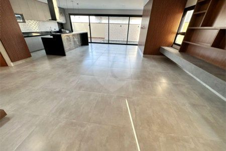 Casa à venda com 3 suítes no condomínio Residencial Central Parque, Salto - SP