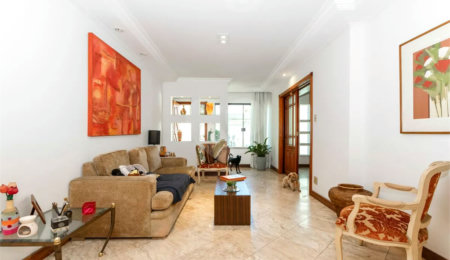 Casa de Vila à venda com 3 quartos, sendo 1 suíte,  em Campo Belo, São Paulo, SP
