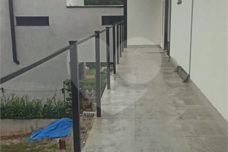 Casa à venda com 3 suítes no condomínio Serra da Estrela, Atibaia - SP