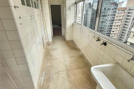 Apartamento à venda com 4 quartos, sendo 1 suíte, em Paraíso, São Paulo, SP
