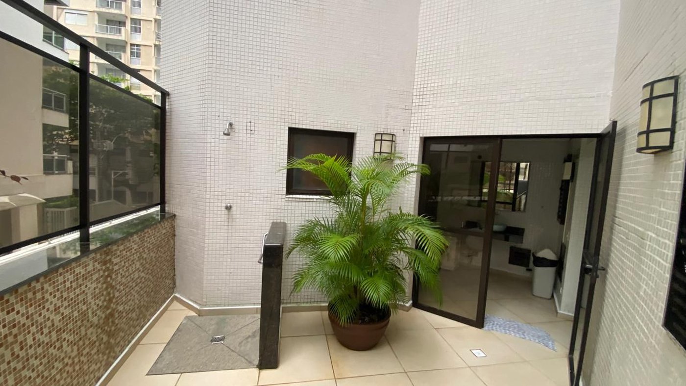 Apartamento com 3 dormitórios à venda, 170 m² por R$ 1.430.000,00 - Pitangueiras - Guarujá/SP