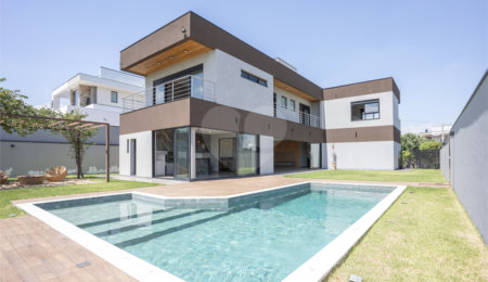Casa à venda ou para alugar com 4 suítes no condomínio Campo de Toscana, Vinhedo - SP