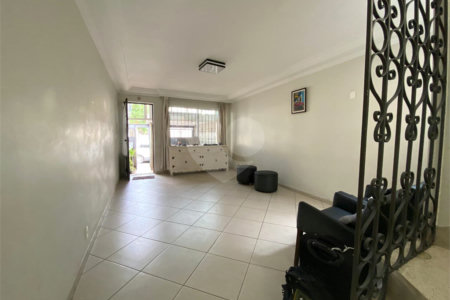Sobrado à venda com 3 quartos, sendo 2 suítes, em Vila São José (ipiranga), São Paulo, SP