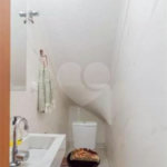 Casa à venda com 2 suítes no condomínio Residencial Flor de Lis, São Paulo - SP