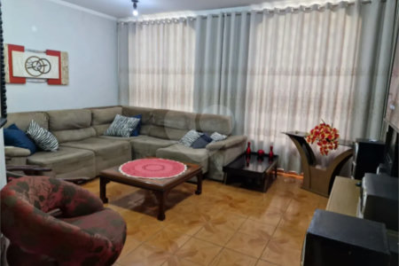 Casa à venda com 3 quartos, sendo 2 suítes, em Parque Residencial Cidade Universitária, Ribeirão Preto, SP