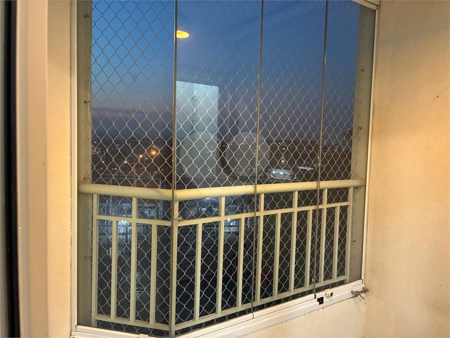 Apartamento para alugar com 2 quartos, sendo 1 suíte, em Vila Endres, Guarulhos, SP