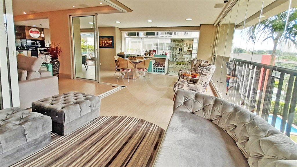 Apartamento à venda com 4 suítes em Campo Belo, São Paulo, SP