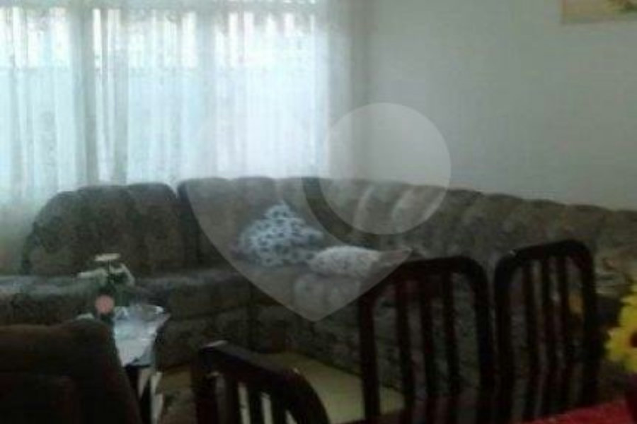 Casa Térrea à venda com 3 quartos, sendo 1 suíte, em Vila Albertina, São Paulo, SP