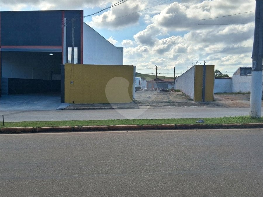 Terreno à venda em Vila Hungria, Itapetininga, SP