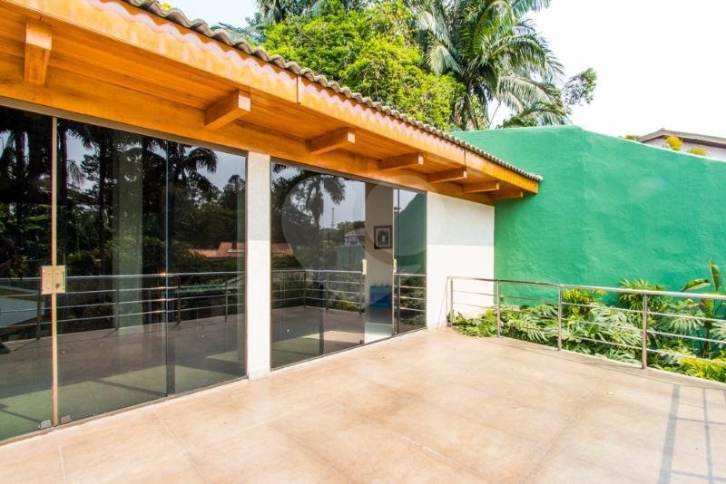 Casa Térrea à venda com 5 suítes em Jardim Marajoara, São Paulo, SP