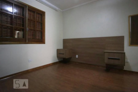 Casa à venda com 2 quartos, sendo 1 suíte,  em Jardim Ivana, São Paulo, SP