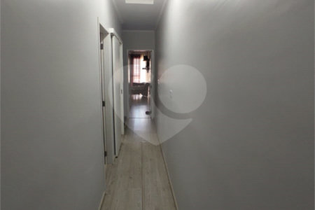 Sobrado à venda com 3 quartos, sendo 1 suíte, em Vila Ema, São Paulo, SP