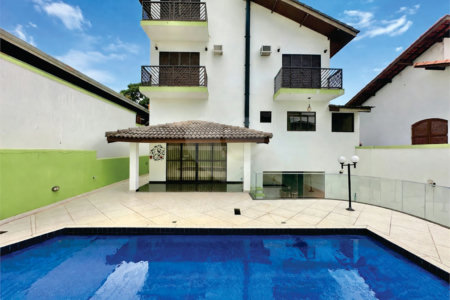 Casa à venda com 4 suítes no condomínio San Diego Park, Cotia - SP