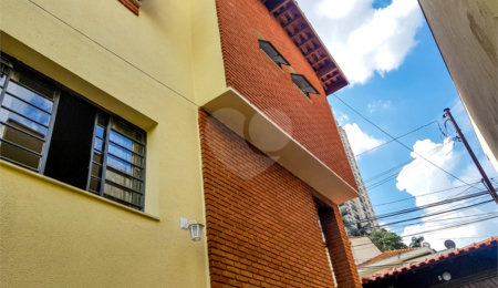 Sobrado à venda com 4 suítes em Santana, São Paulo, SP