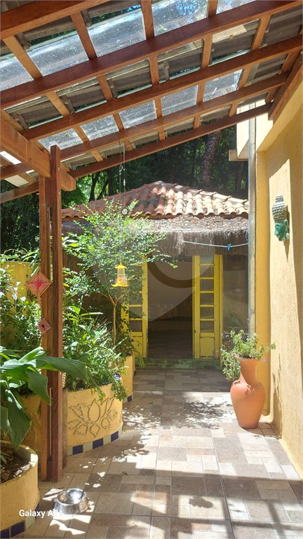 Casa à venda com 3 quartos, sendo 1 suíte,  em Água Espraiada (caucaia do Alto), Cotia, SP