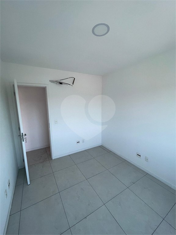 Apartamento à venda com 3 quartos, sendo 1 suíte, em Campo Grande, Rio de Janeiro, RJ