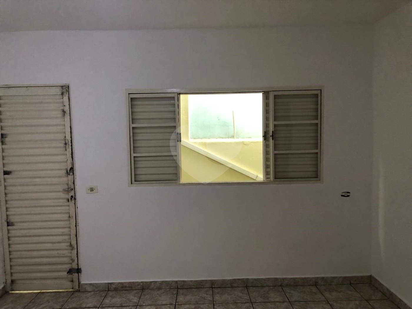 Casa à venda com 3 quartos, sendo 1 suíte, em Loteamento Terras de São Pedro e São Paulo, Salto, SP