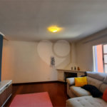 Casa de Vila à venda com 4 quartos, sendo 2 suítes, em Granja Julieta, São Paulo, SP