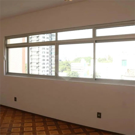 Apartamento à venda com 3 quartos, sendo 1 suíte, em Água Branca, São Paulo, SP