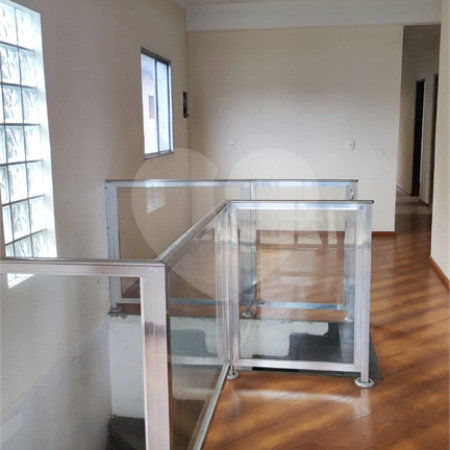 Sobrado à venda com 5 quartos, sendo 3 suítes, em Vila Campestre, São Paulo, SP