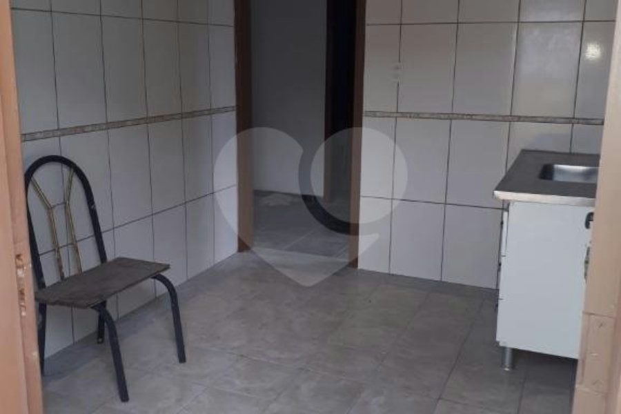 Sobrado à venda com 2 quartos em Tremembé, São Paulo, SP