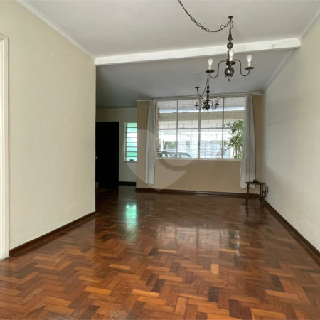 Sobrado para alugar com 3 quartos, sendo 2 suítes, em Itaim Bibi, São Paulo, SP