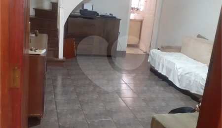 Sobrado à venda com 2 quartos em Santana, São Paulo, SP
