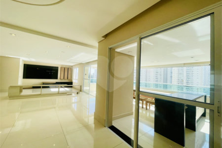 Apartamento à venda com 3 suítes no Centro, São Bernardo do Campo, SP