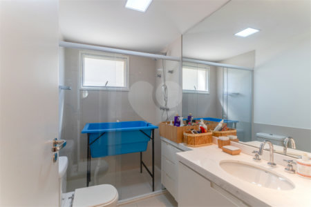 Apartamento à venda com 4 suítes em Alto da Boa Vista, São Paulo, SP