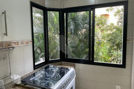 Apartamento à venda com 3 quartos, sendo 1 suíte, em Morumbi, São Paulo, SP